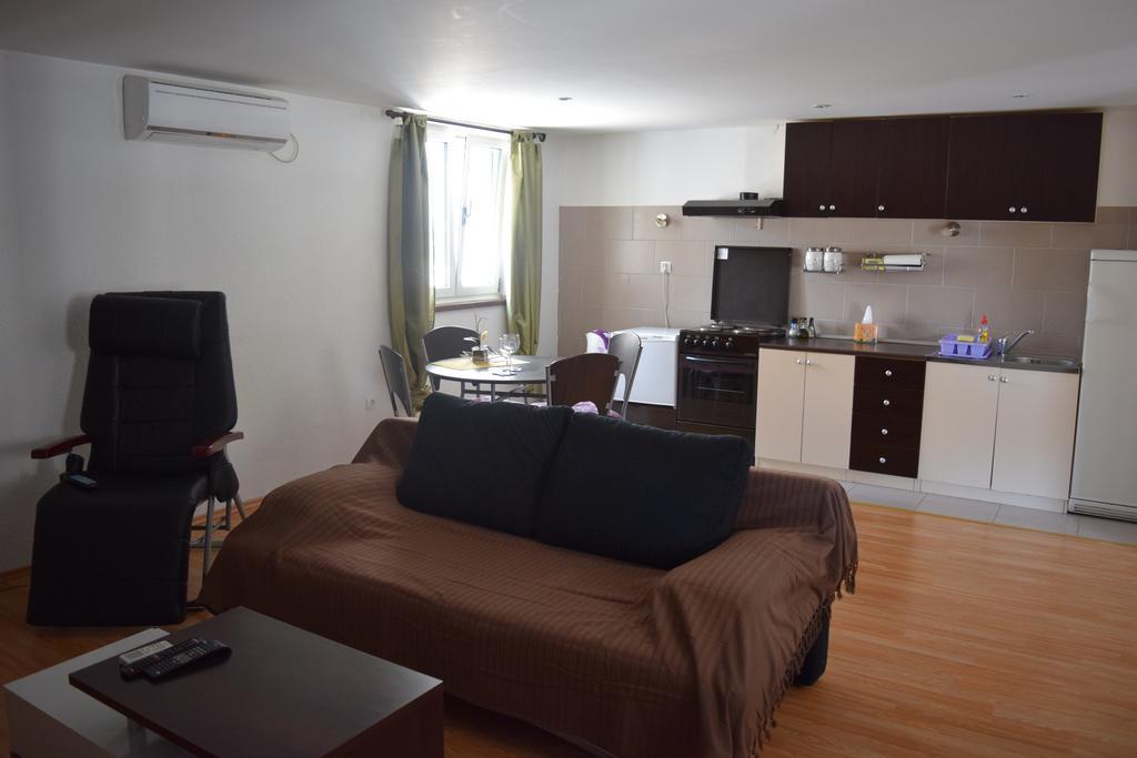 Apartment Klara Šibenik Oda fotoğraf
